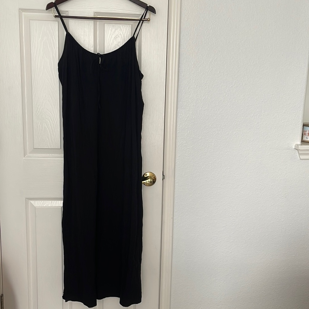 Black textured maxi